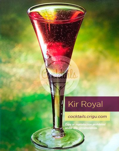 Kir Royale cocktail with champangne